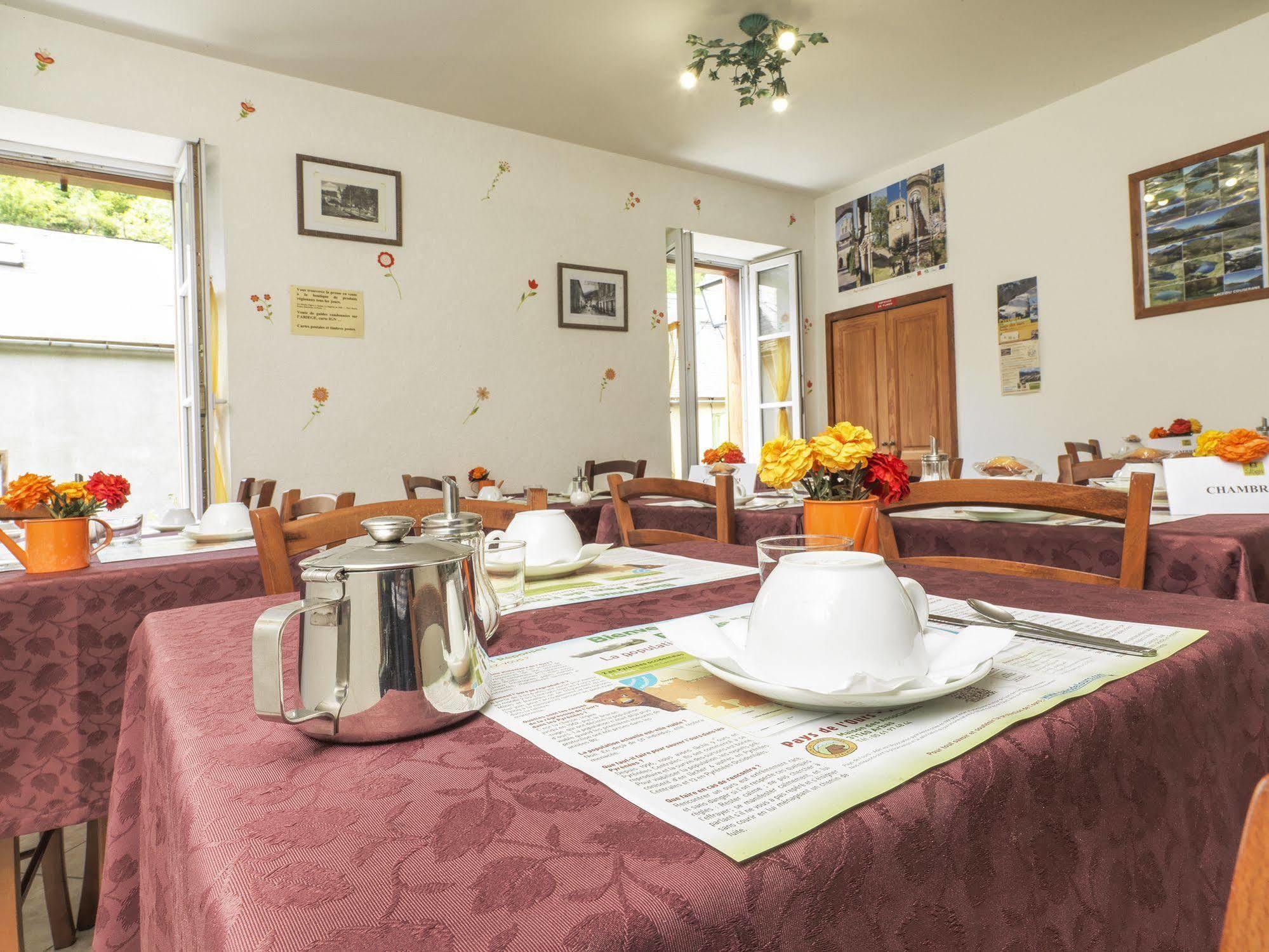 Auberge De L'Isard Saint-Denis  Luaran gambar